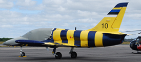 10 black at EKKA 20140621 | Aero L-39C Albatros